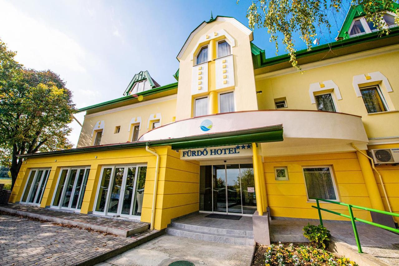 Furdo Hotel*** Залакарос Екстериор снимка