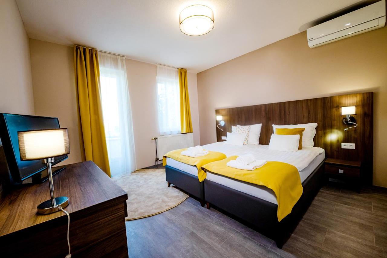 Furdo Hotel*** Залакарос Екстериор снимка