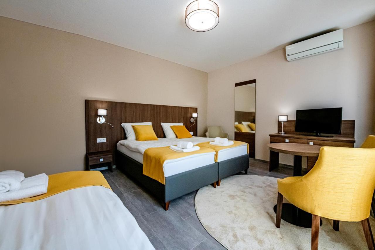 Furdo Hotel*** Залакарос Екстериор снимка